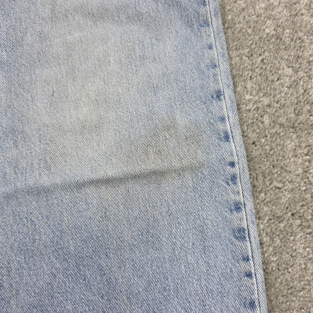 Vintage Levis 560 Jeans Mens 38x32‎ Light Blue Relaxed Fit Straight Leg USA 90s